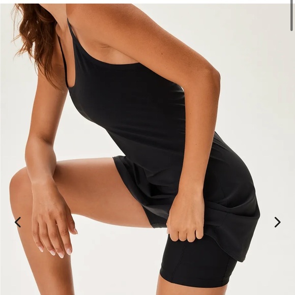 Outdoor Voices Exercise Dress in Black Size Medium - Picture 3 of 4